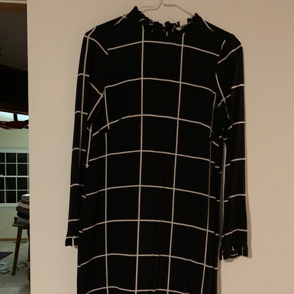 H&M black and white dress